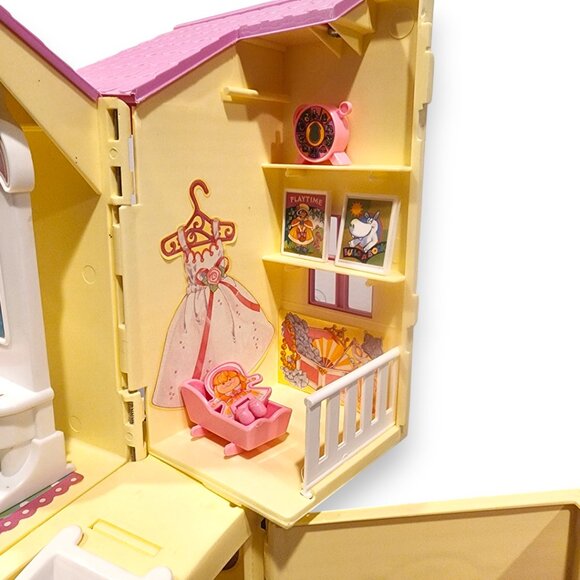 Vintage Kelly Pop Up Playhouse 1998 w/ Original Accessories (Incomplete) - Picture 5 of 10
